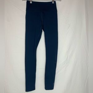 Gymshark leggings dark navy blue XS back waistband keys pocket